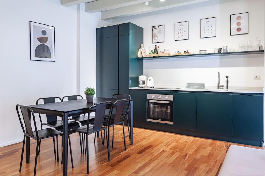 Elegante Loft Su 2 Piani A 5 Minuti Da San Siro Daire Milano Dış mekan fotoğraf