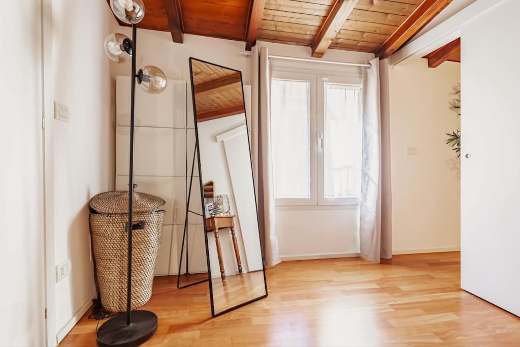 Elegante Loft Su 2 Piani A 5 Minuti Da San Siro Daire Milano Dış mekan fotoğraf