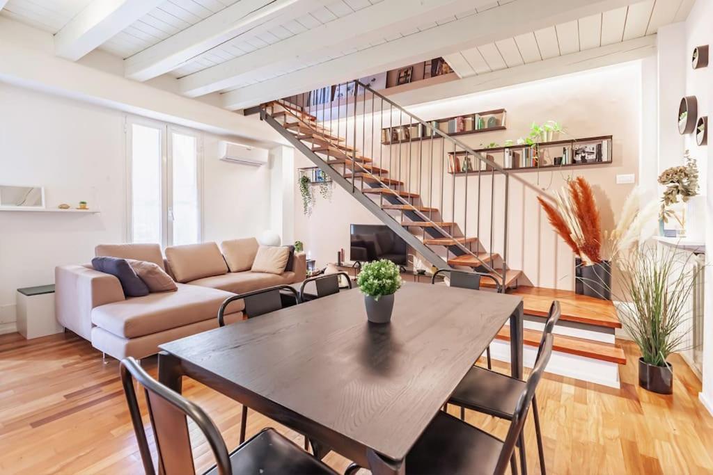 Elegante Loft Su 2 Piani A 5 Minuti Da San Siro Daire Milano Dış mekan fotoğraf